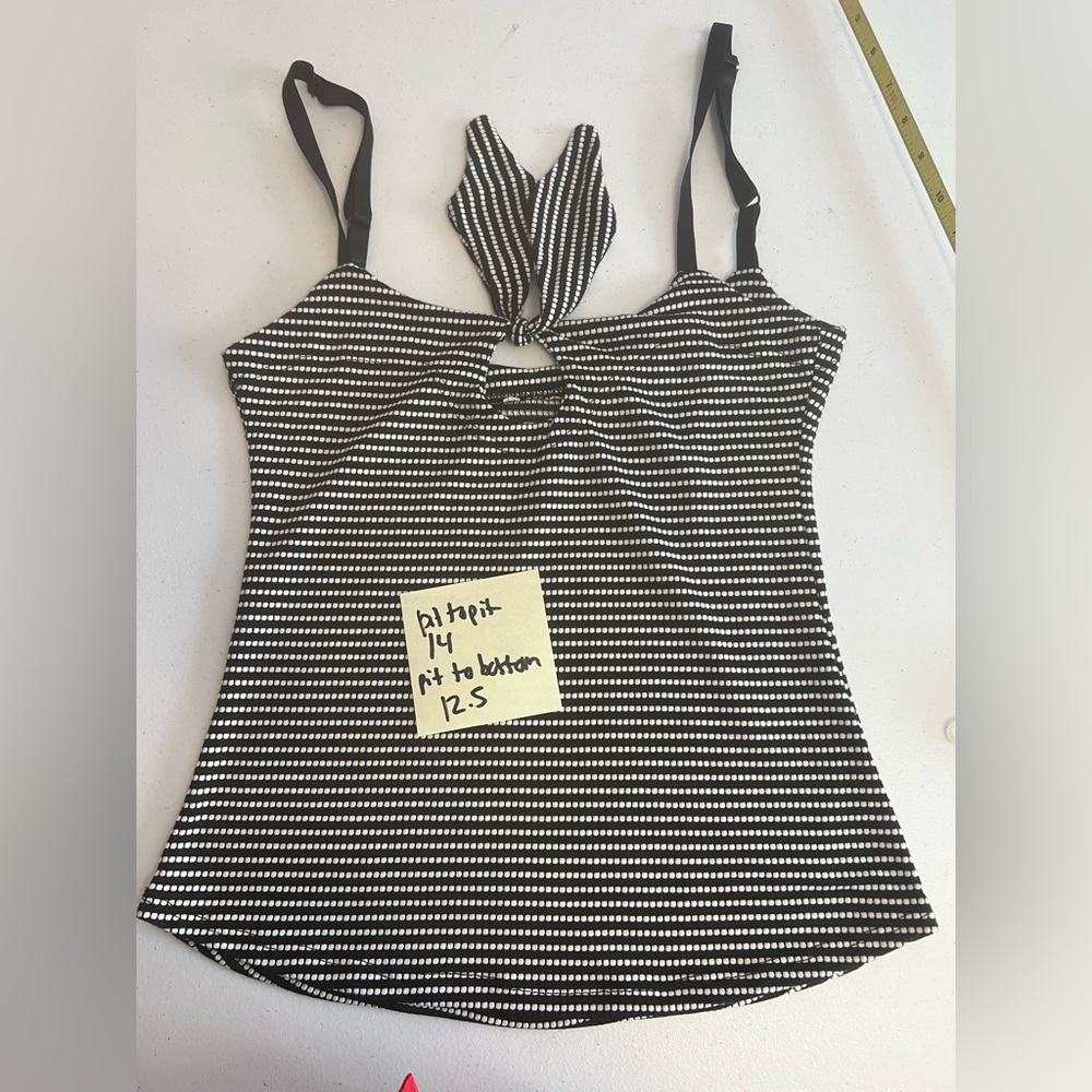 NWOT Jessica Louise XS/S Tank Top Striped